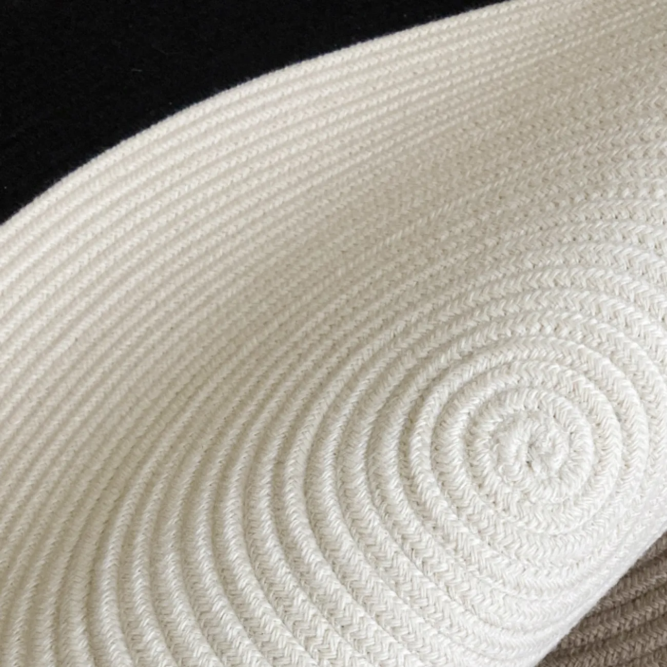 Тёплый ковёр ART Design из качественной шерсти KV39395-32