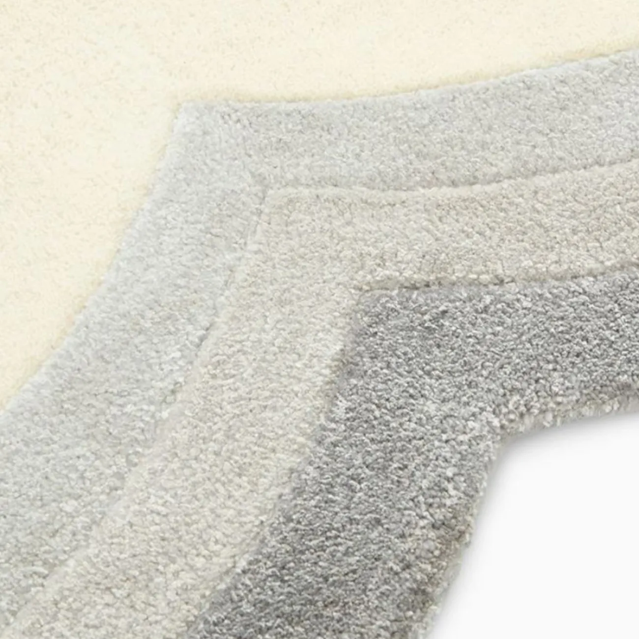 Мягкий ковёр ART Design из премиальной шерсти KV39400-32