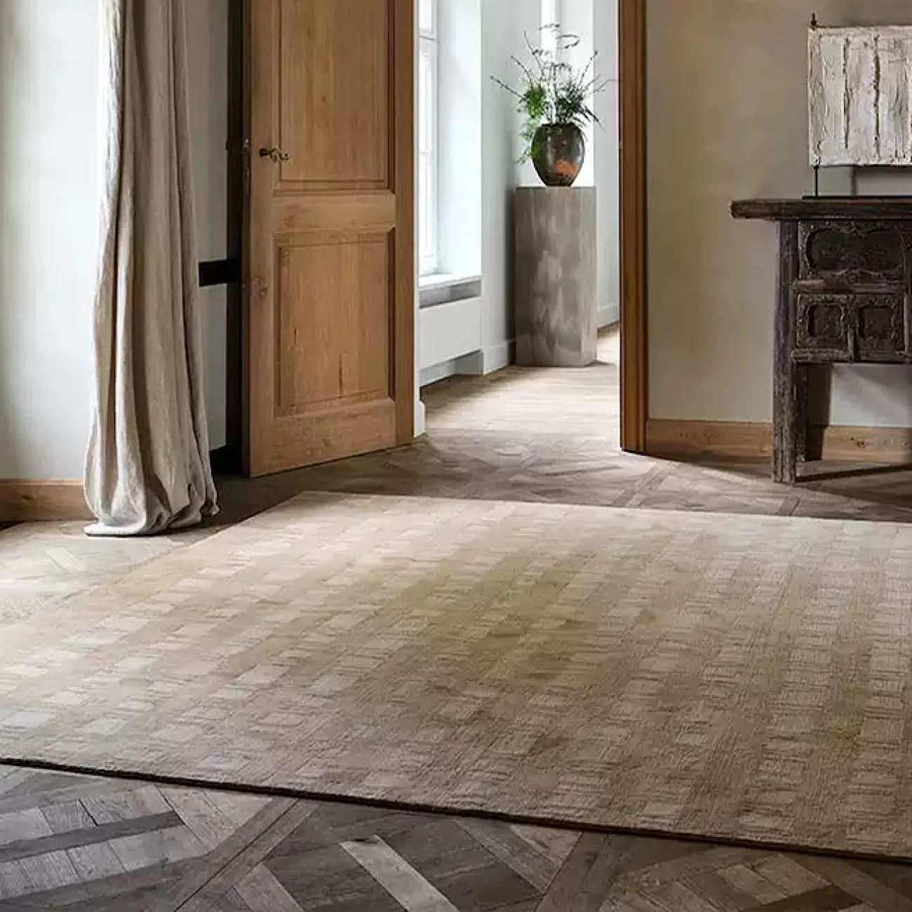 Однотонный ковёр ART Design из премиальной шерсти KV39414-32