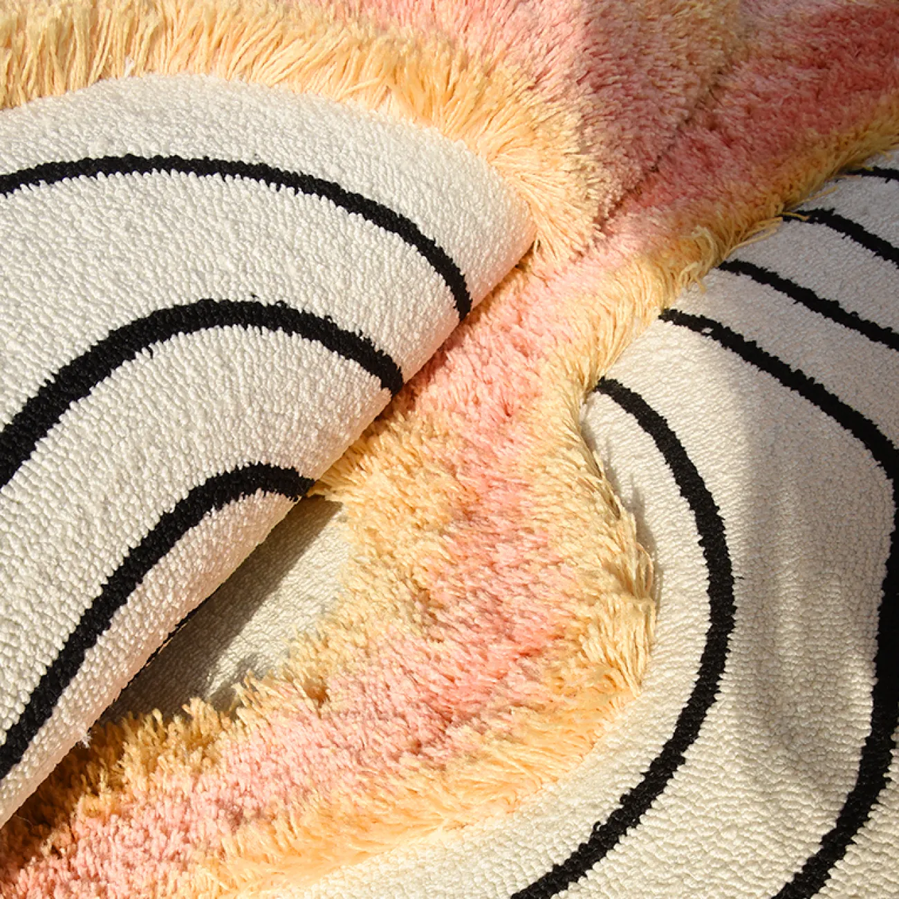 Оригинальный ковёр ART Design из молочного шёлка KV39430-32