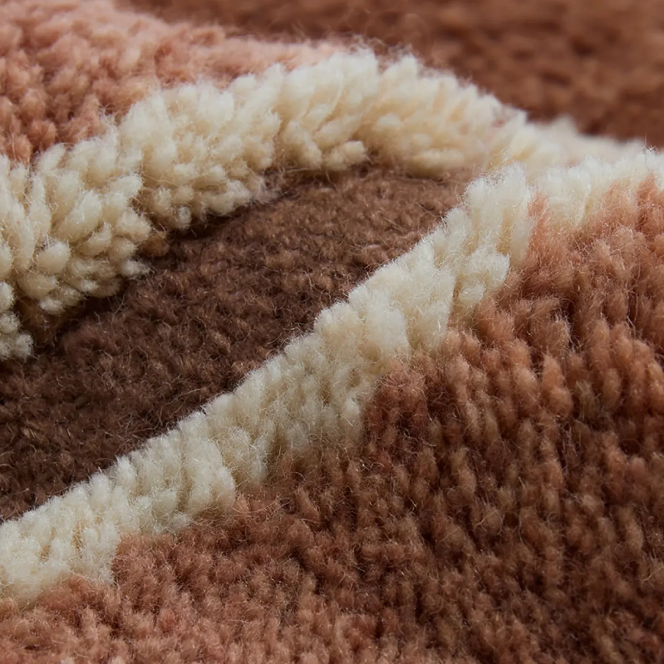 Роскошный ковёр ART Design из премиальной шерсти KV39451-32