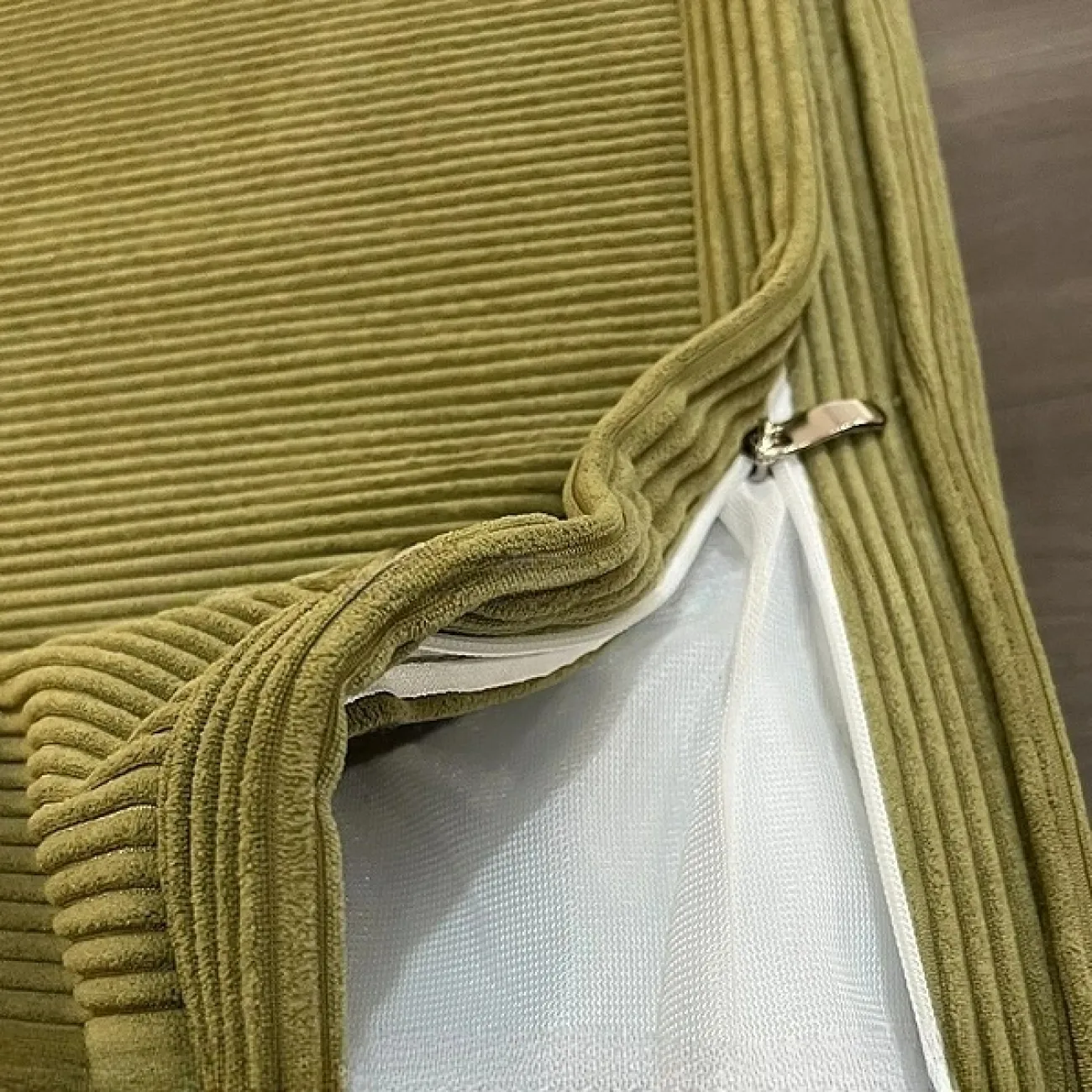 Роскошный бескаркасный диван Simon Compress с обивкой из вельвета DV39453-32 Роскошный бескаркасный диван Simon Compress с обивкой из вельвета DV39453-32