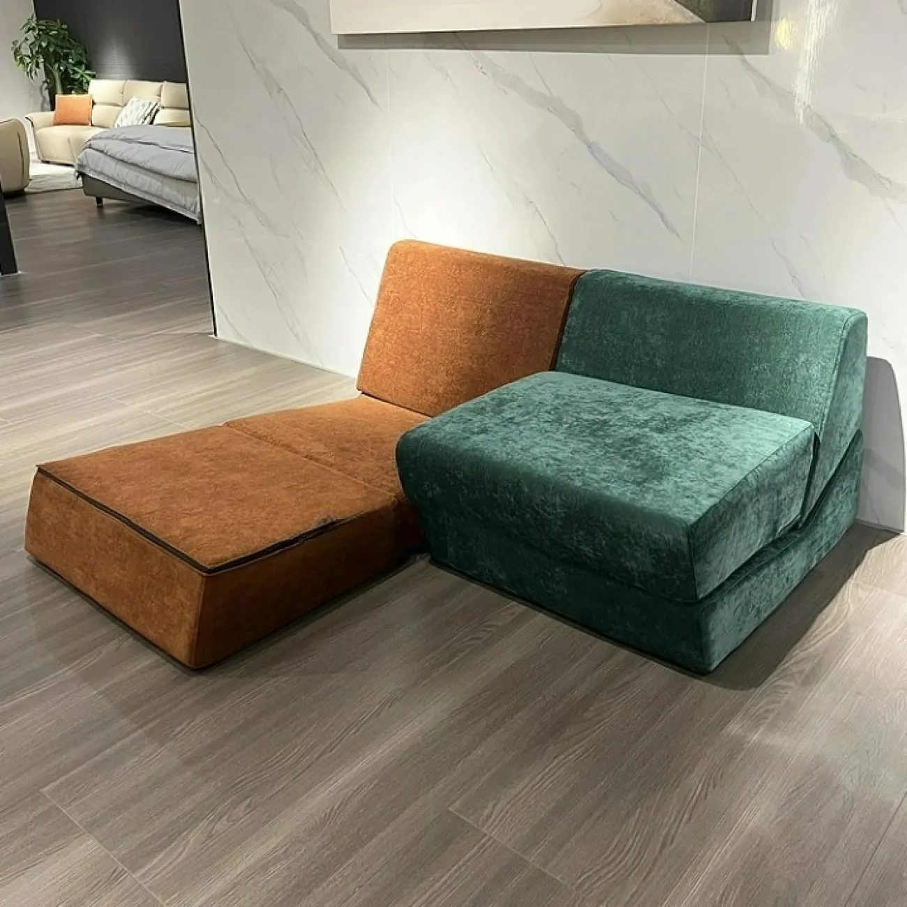 Модульный бескаркасный диван Simon Compress с обивкой из бархата DV39458-32