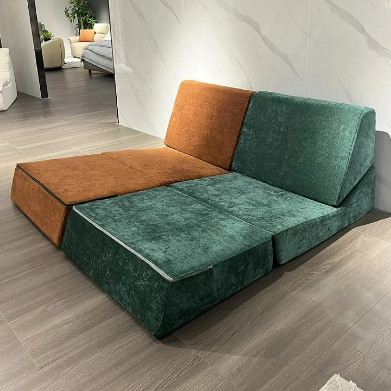 Модульный бескаркасный диван Simon Compress с обивкой из бархата DV39458-32