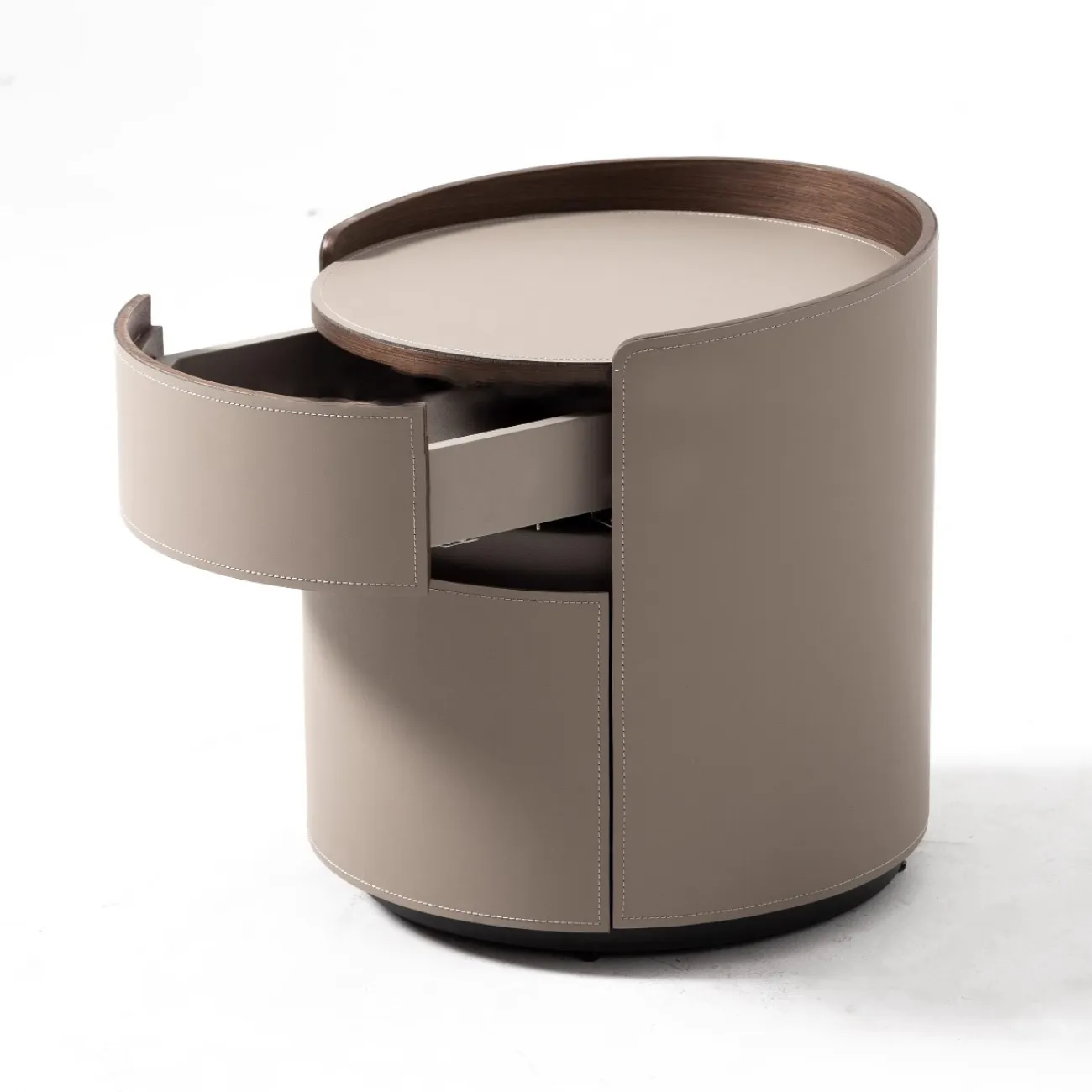 Элегантная прикроватная тумба Wand с кожаной обивкой TB39465-32