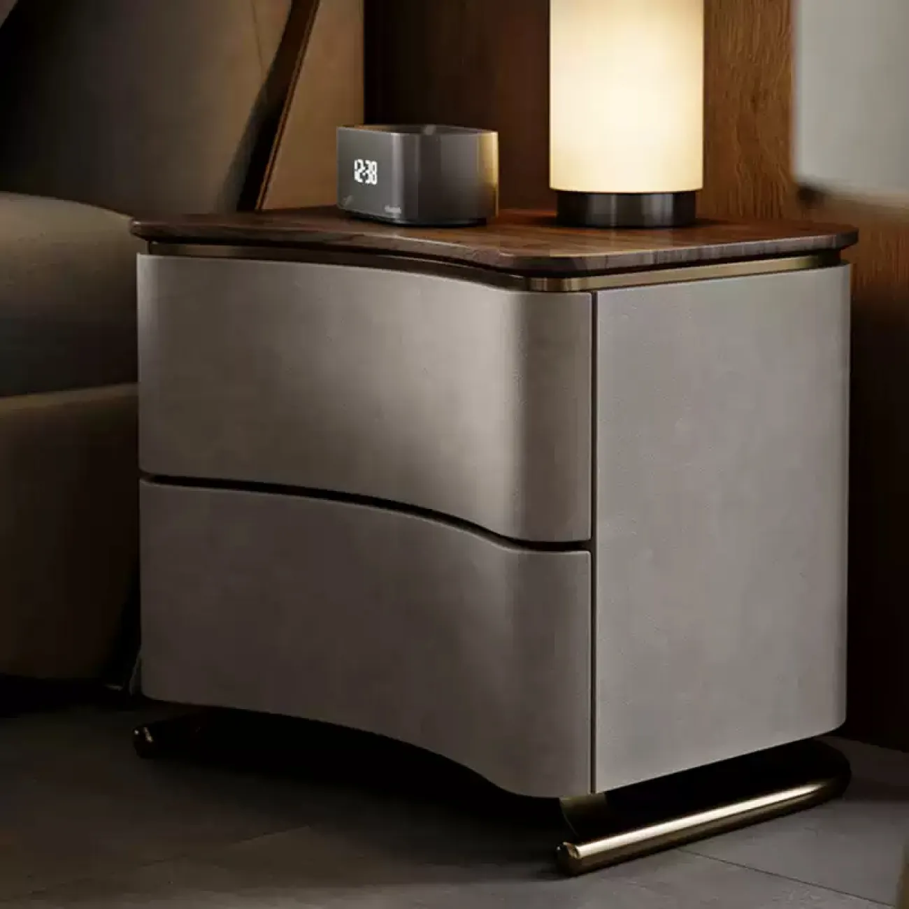 Элегантная прикроватная тумба Wand с кожаной обивкой TB39471-32