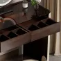 Элегантный туалетный столик Wand с кожаной обивкой и разной комплектацией TS39481-32