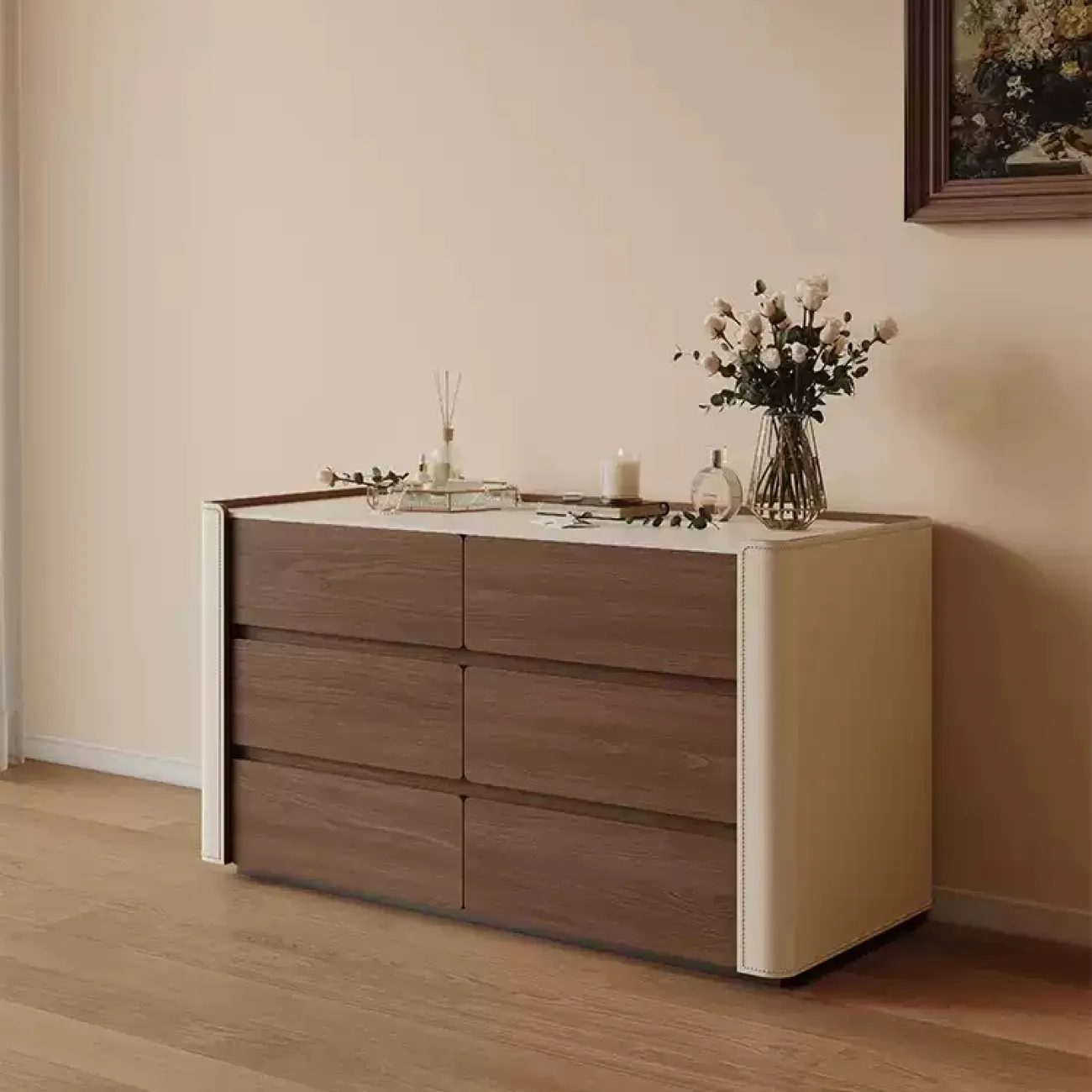 Практичный комод Wand обитый кожей KD39487-32