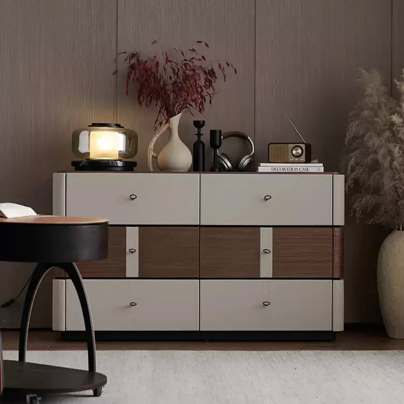 Практичный комод Wand обитый кожей KD39488-32 Практичный комод Wand обитый кожей KD39488-32