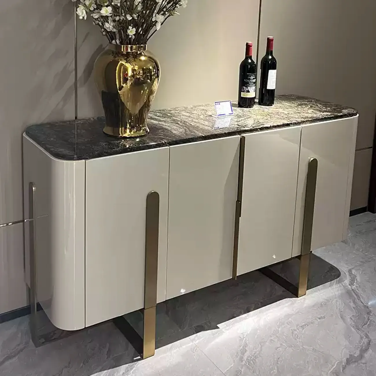 Роскошный комод Wand со столешницами на выбор KD39524-32