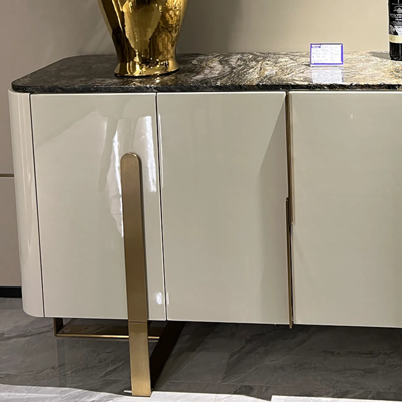 Роскошный комод Wand со столешницами на выбор KD39524-32 Роскошный комод Wand со столешницами на выбор KD39524-32