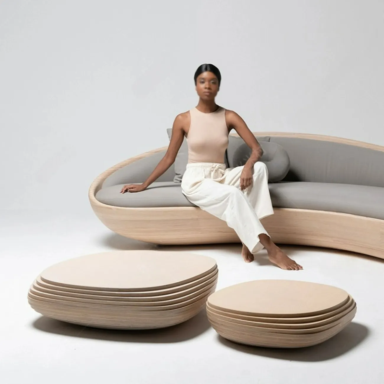 Оригинальный журнальный столик Minicum из дерева JS39542-32