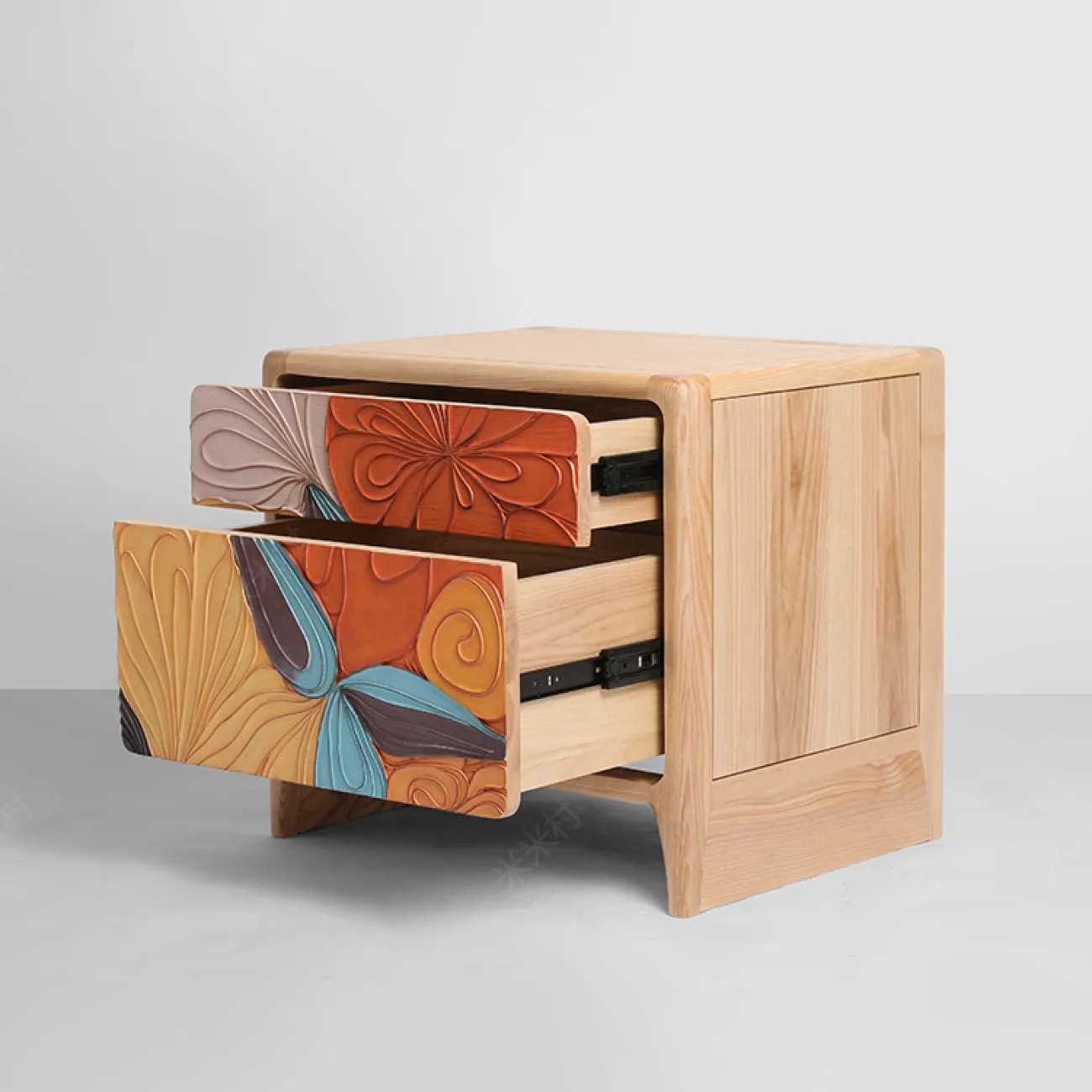 Оригинальная прикроватная тумба Minicum из ясеня PT39549-32