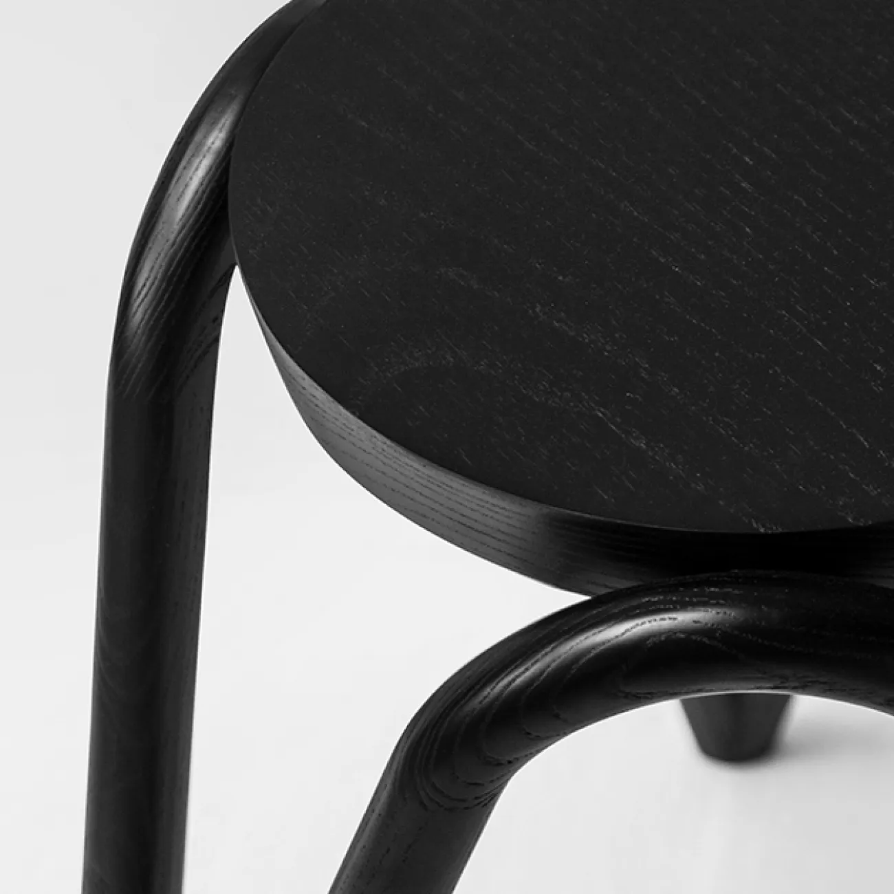 Элегантный табурет Minicum из дерева ясеня TB39554-32