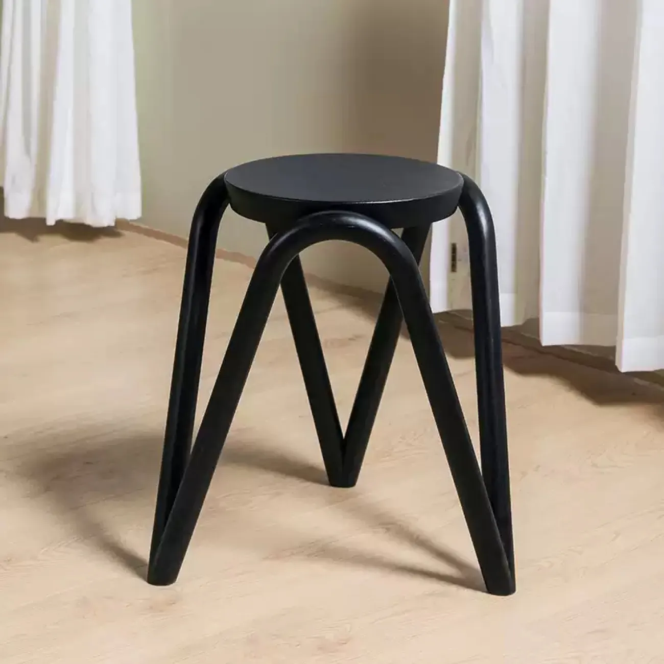 Элегантный табурет Minicum из дерева ясеня TB39554-32