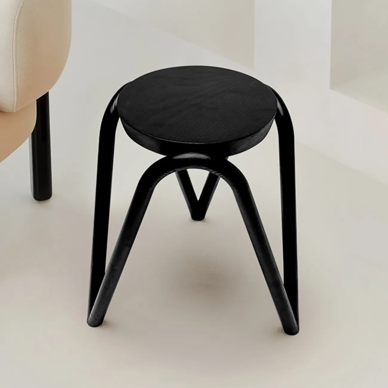 Элегантный табурет Minicum из дерева ясеня TB39554-32