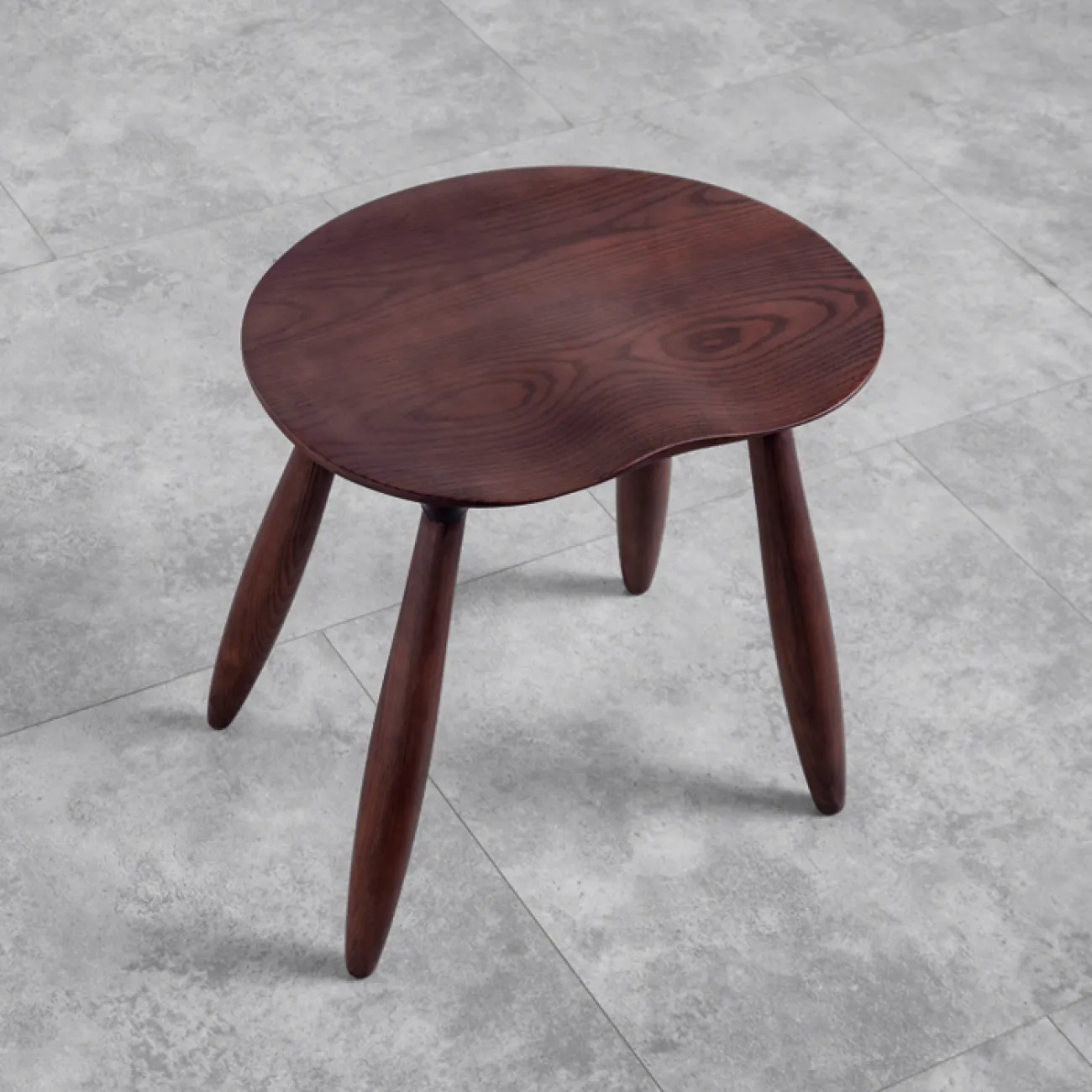 Элегантный табурет Minicum из дерева ясеня TB39556-32