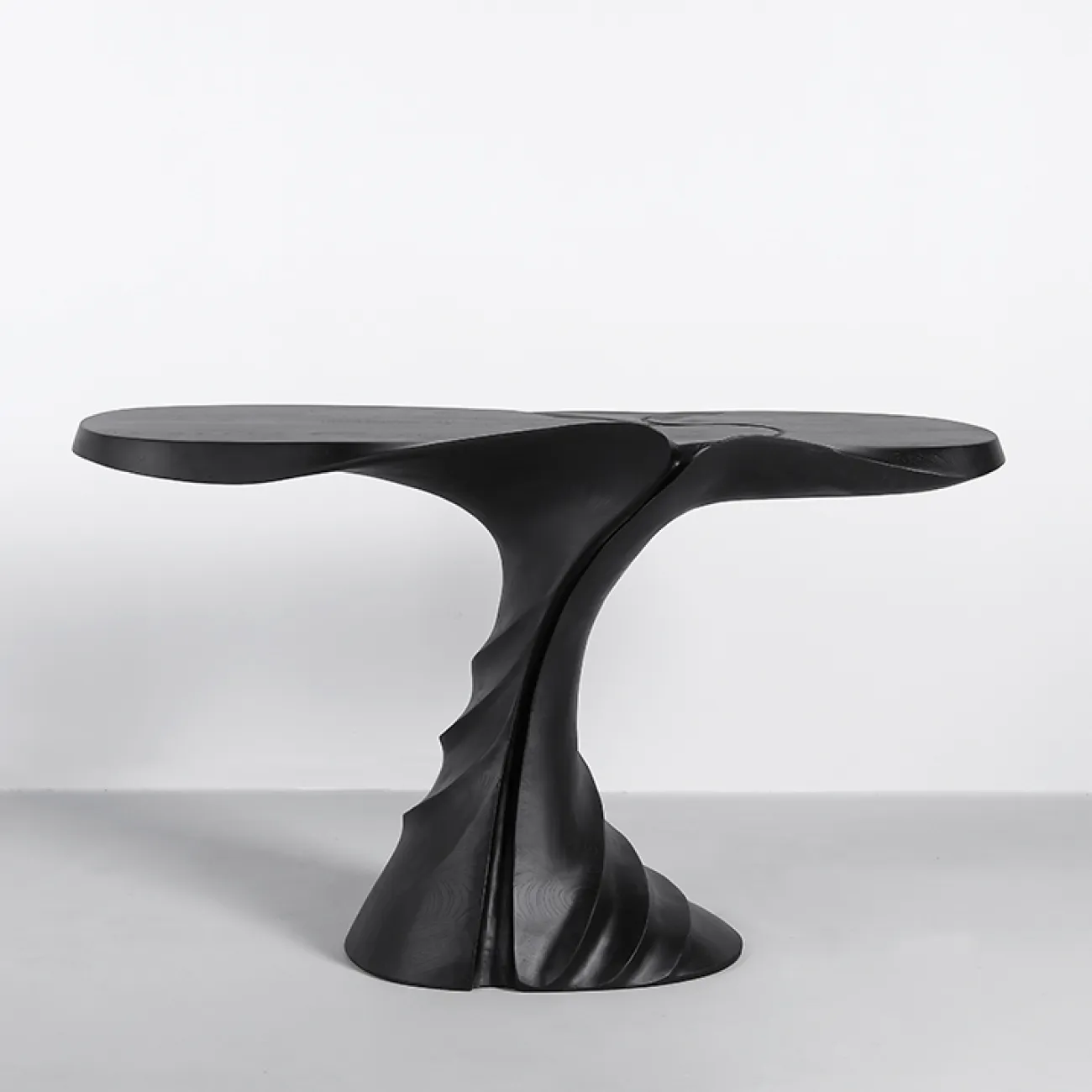 Изящный приставной столик Minicum ручной работы из дерева PS39562-32