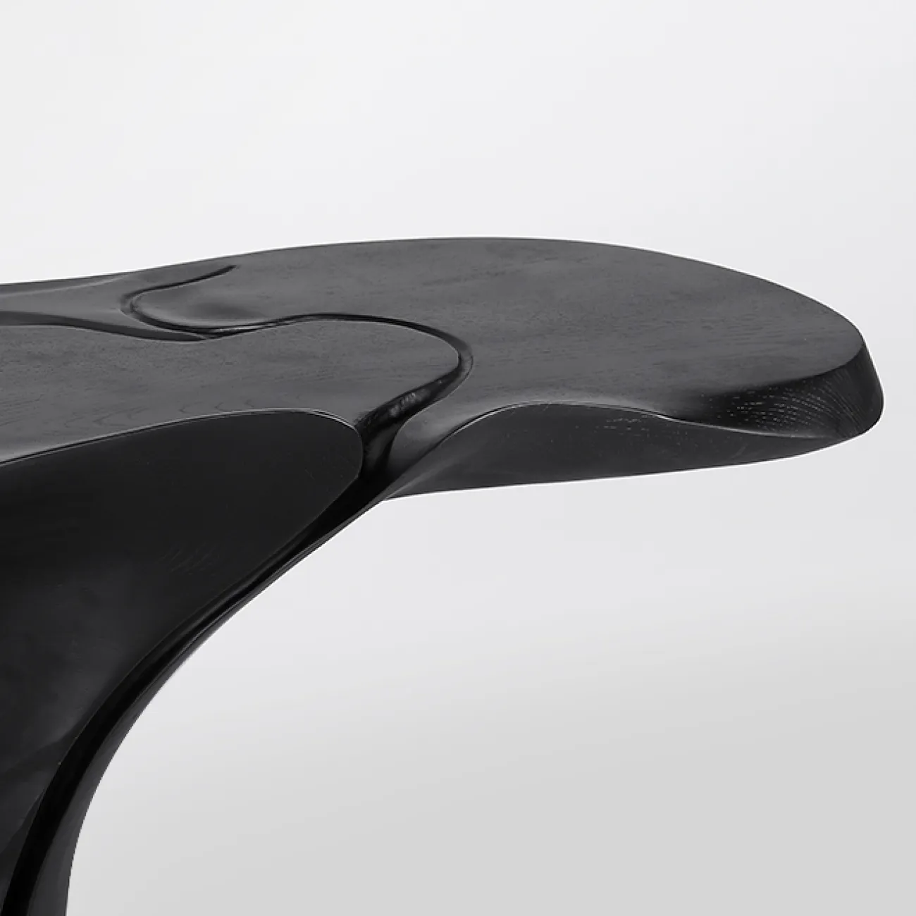 Изящный приставной столик Minicum ручной работы из дерева PS39562-32