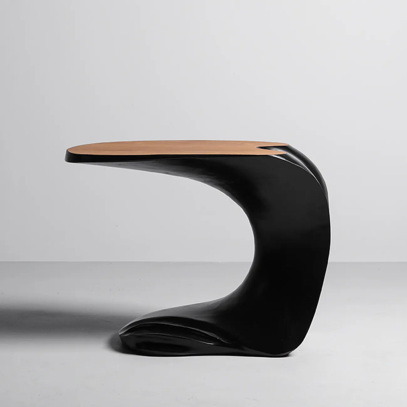 Оригинальный журнальный столик Minicum из дерева JS39563-32