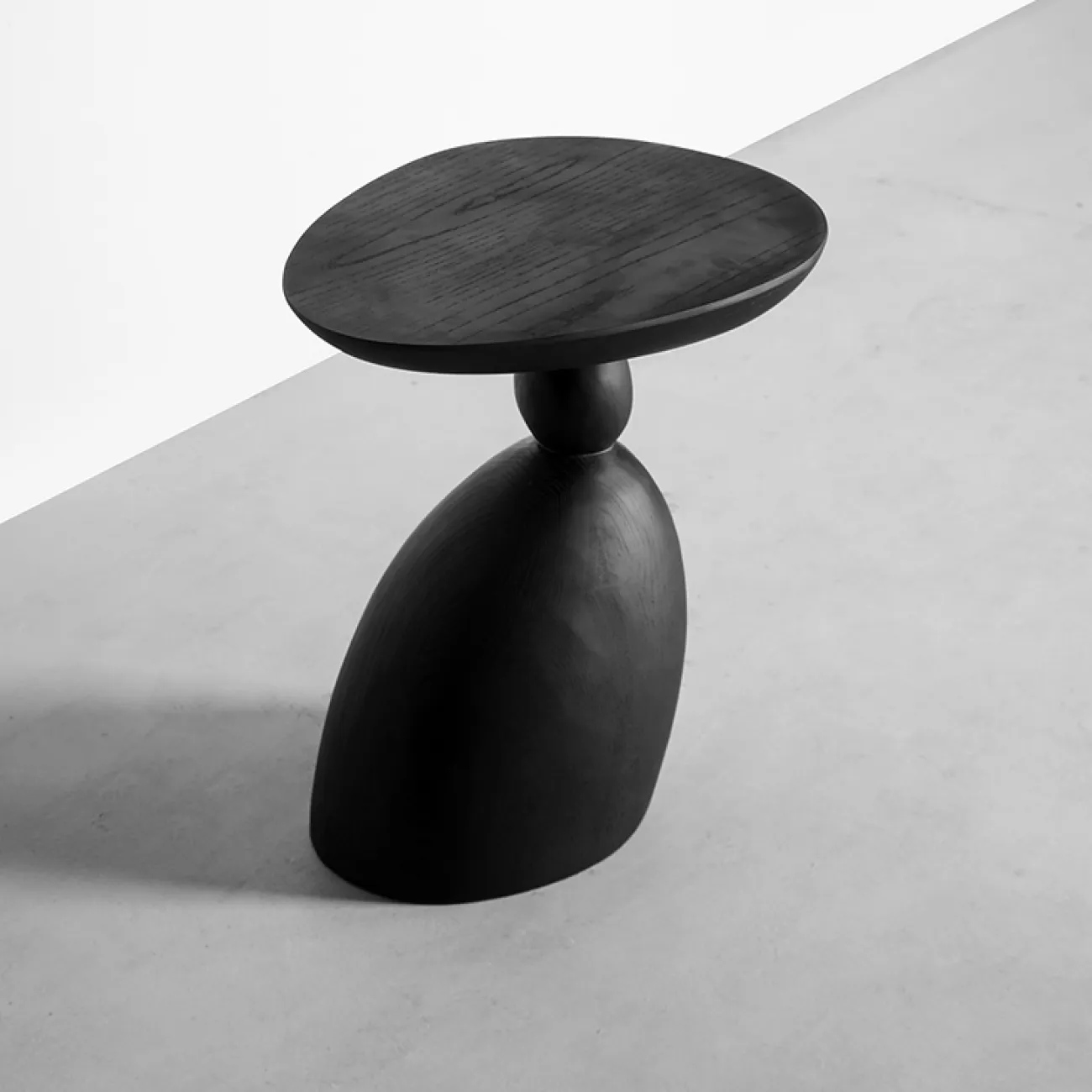 Оригинальный журнальный столик Minicum из дерева JS39574-32