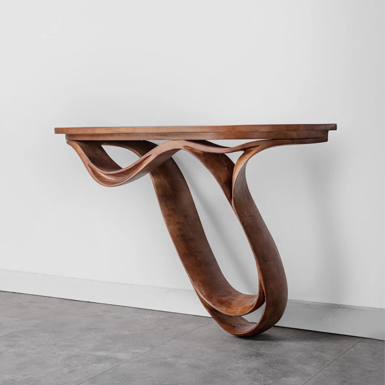 Изящный приставной столик Minicum из тополя PS39624-32 Изящный приставной столик Minicum из тополя PS39624-32