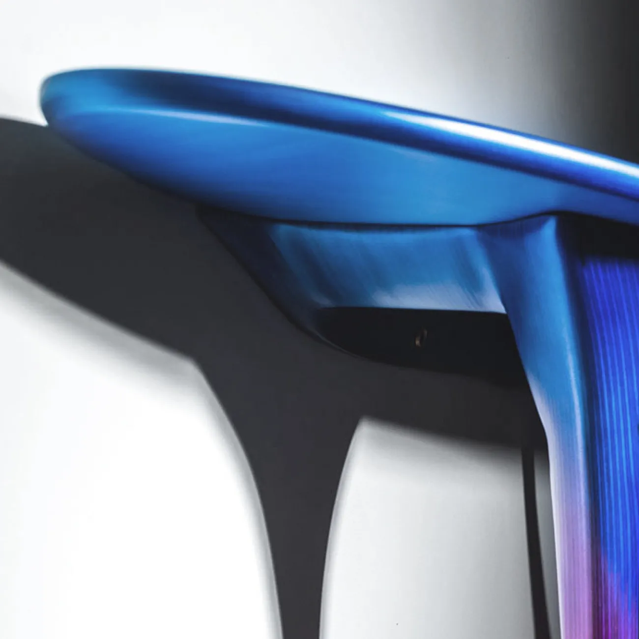 Яркий приставной столик Minicum из берёзы PS39629-32