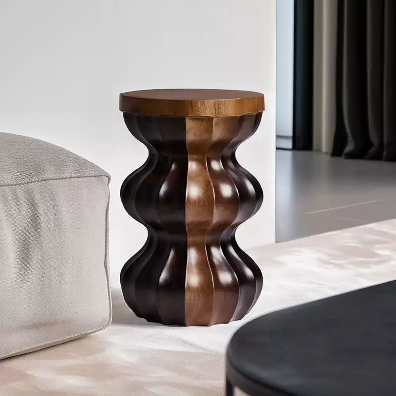 Резной журнальный стол Minicum из дерева JS39630-32