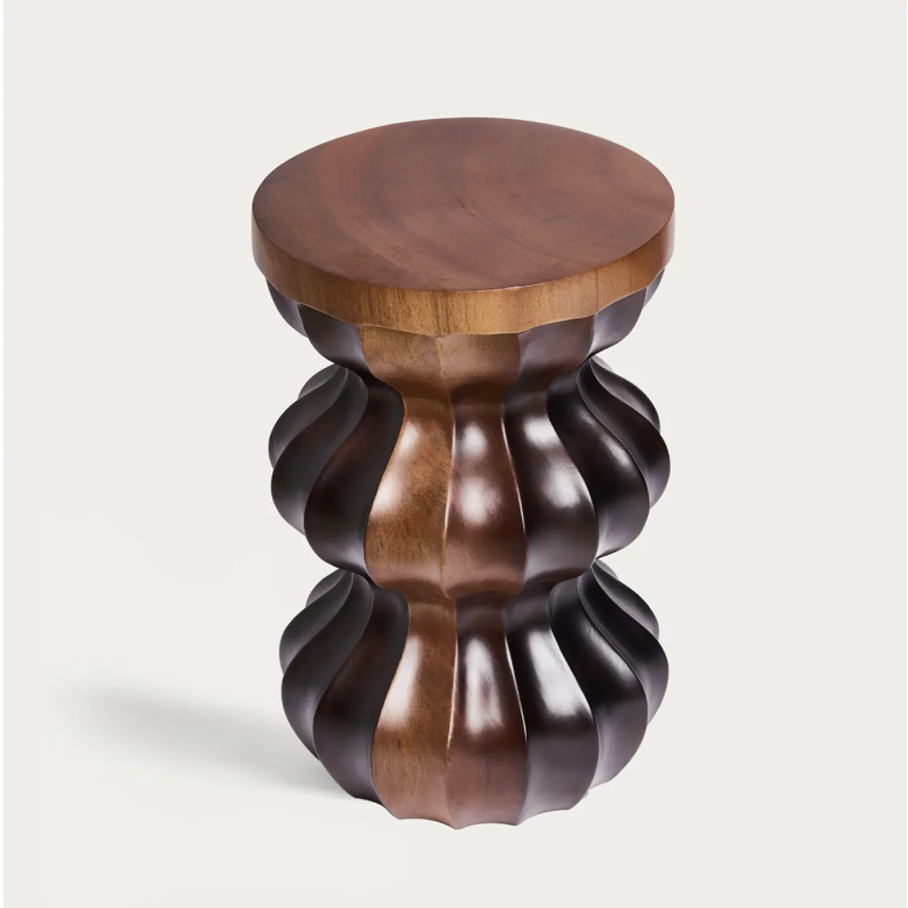 Резной журнальный стол Minicum из дерева JS39630-32