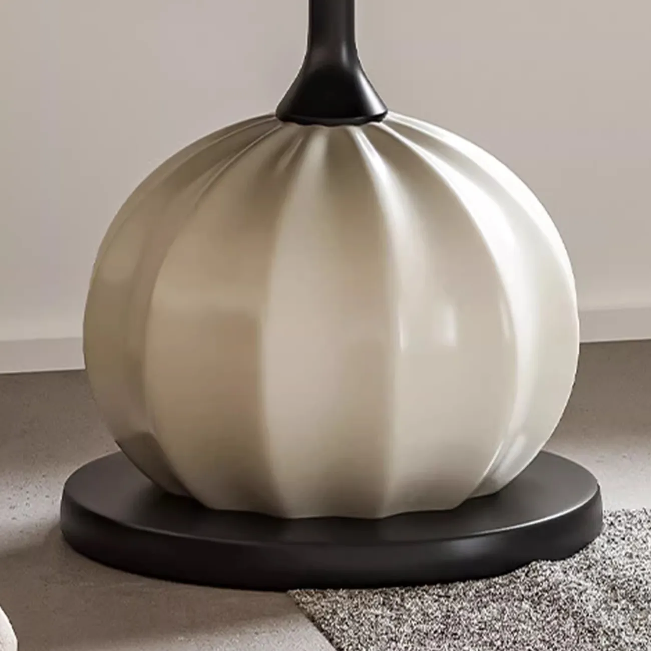 Элегантный журнальный стол Minicum из дерева и металла JS39687-32