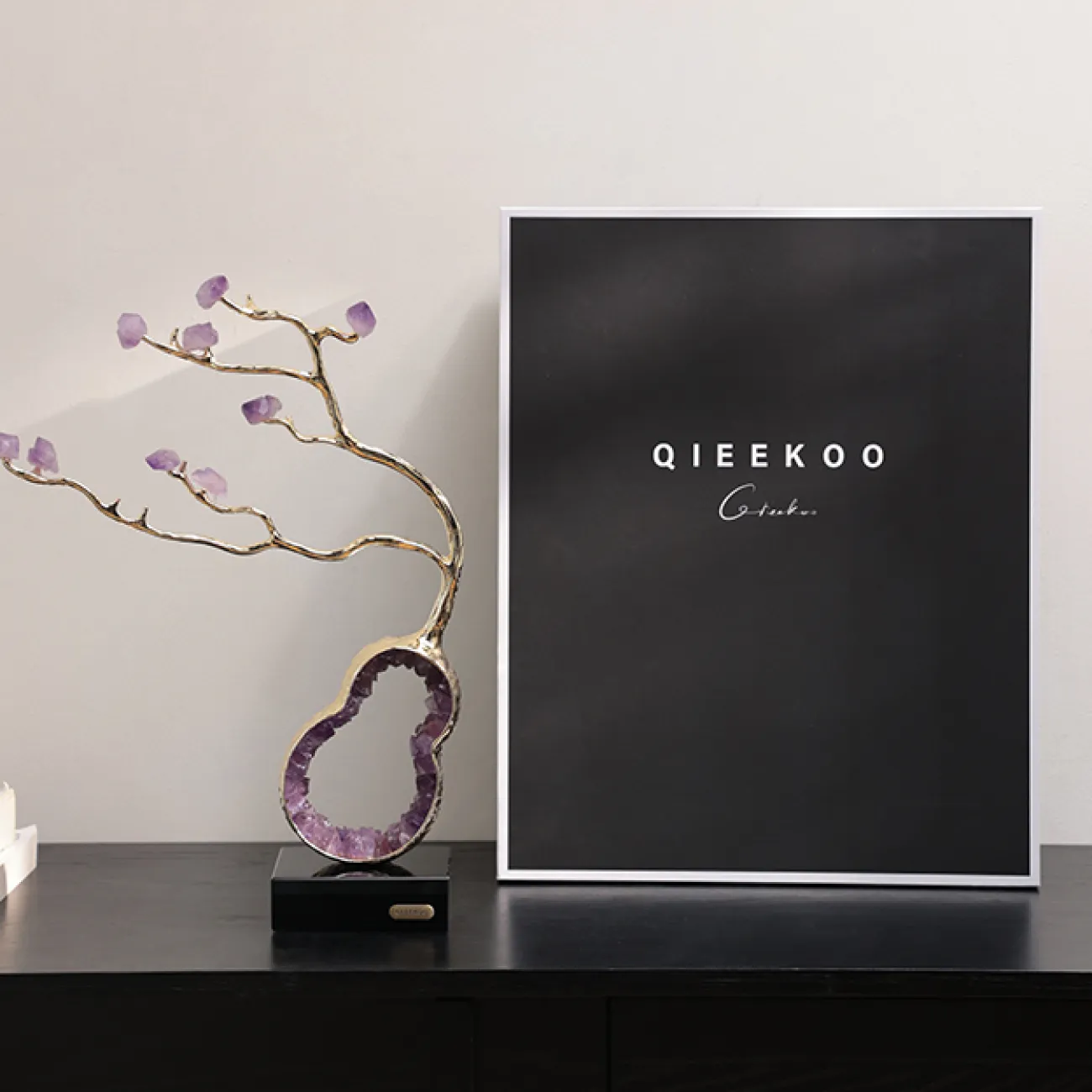 Роскошное настольное украшение от Qiekoo из аметиста с мраморной подставкой SK39691-32