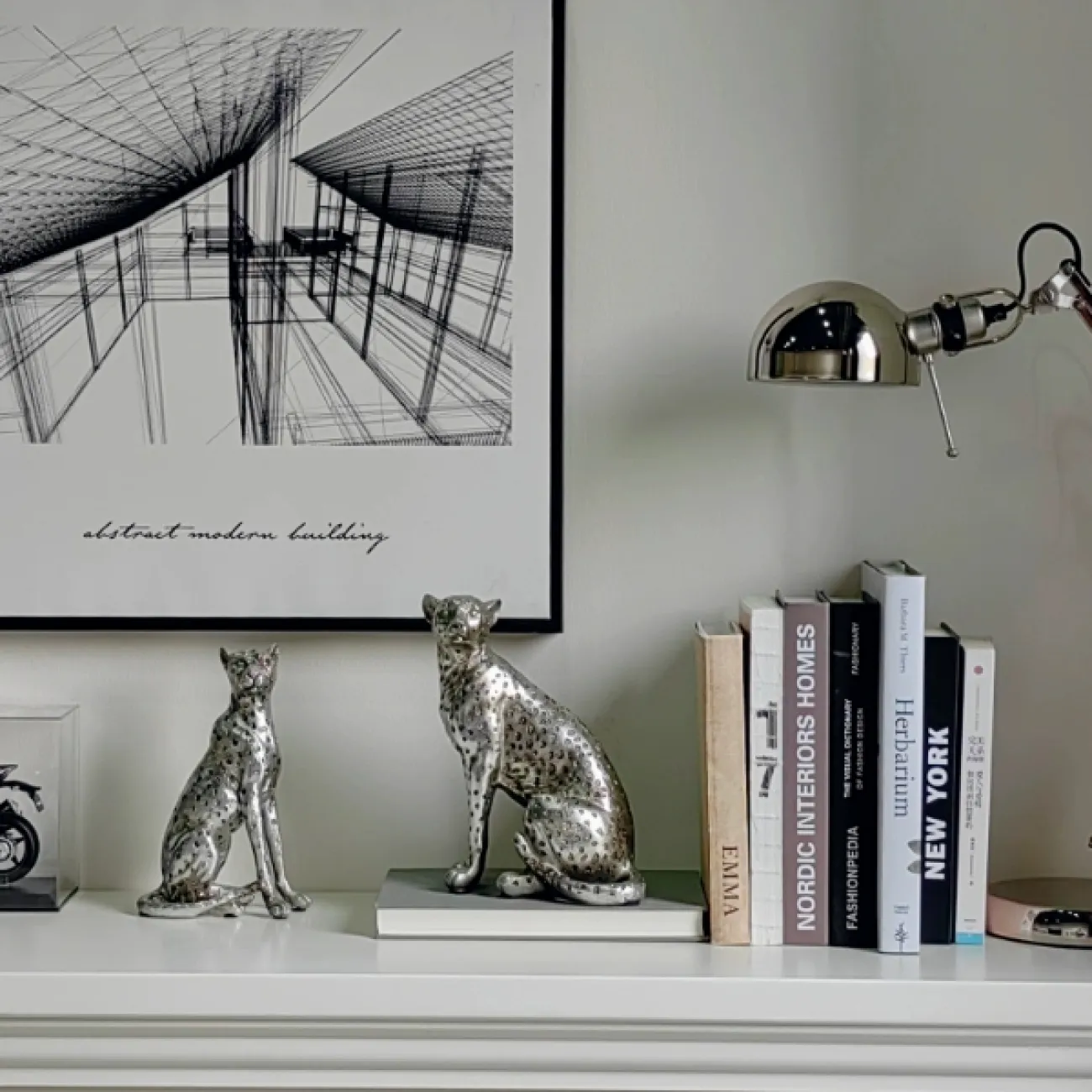 Изящная статуэтка "Гепард" от Qiekoo из смолы SK39693-32 Изящная статуэтка "Гепард" от Qiekoo из смолы SK39693-32