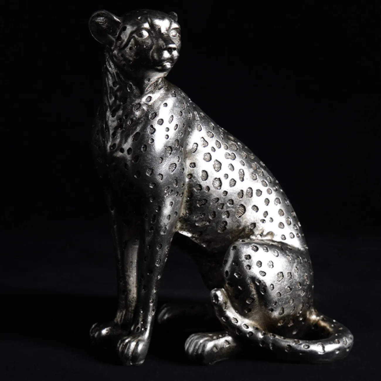 Изящная статуэтка "Гепард" от Qiekoo из смолы SK39693-32 Изящная статуэтка "Гепард" от Qiekoo из смолы SK39693-32