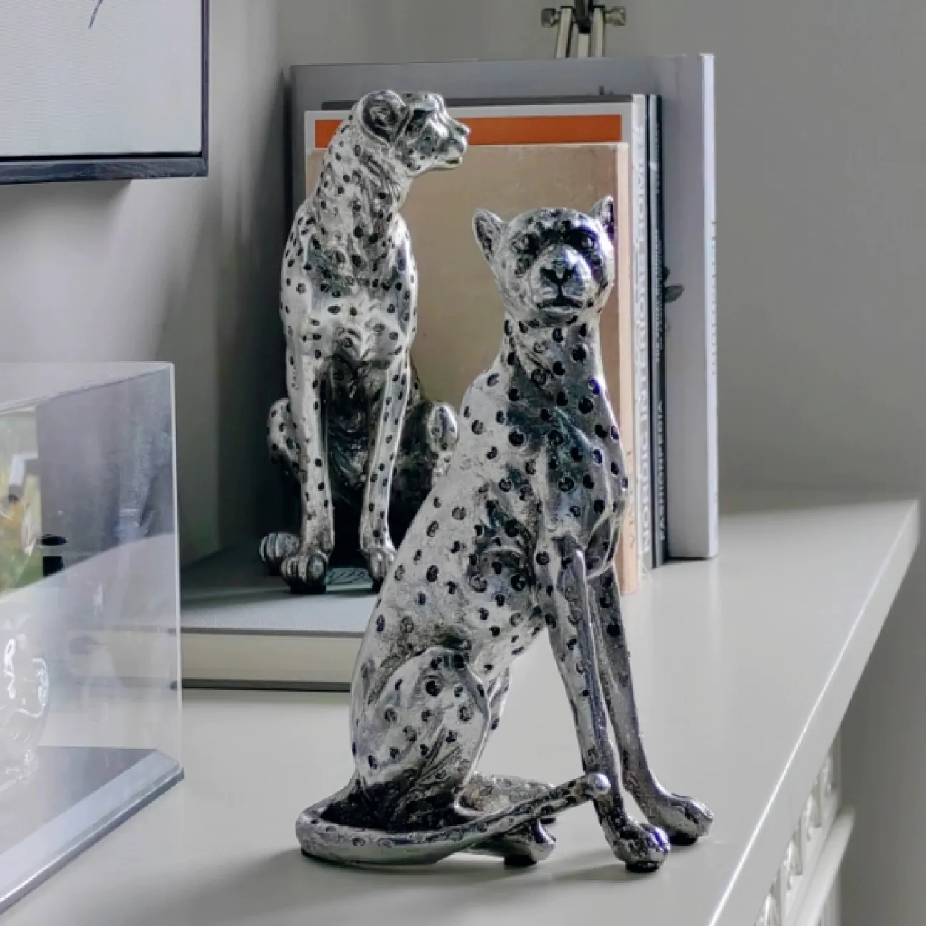 Изящная статуэтка "Гепард" от Qiekoo из смолы SK39693-32 Изящная статуэтка "Гепард" от Qiekoo из смолы SK39693-32