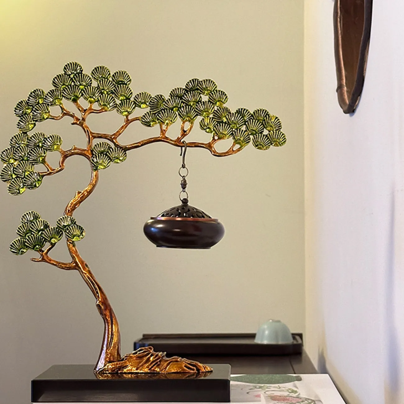 Оригинальная подвесная курильница для благовоний от Qiekoo из мрамора и меди SK39695-32 Оригинальная подвесная курильница для благовоний от Qiekoo из мрамора и меди SK39695-32