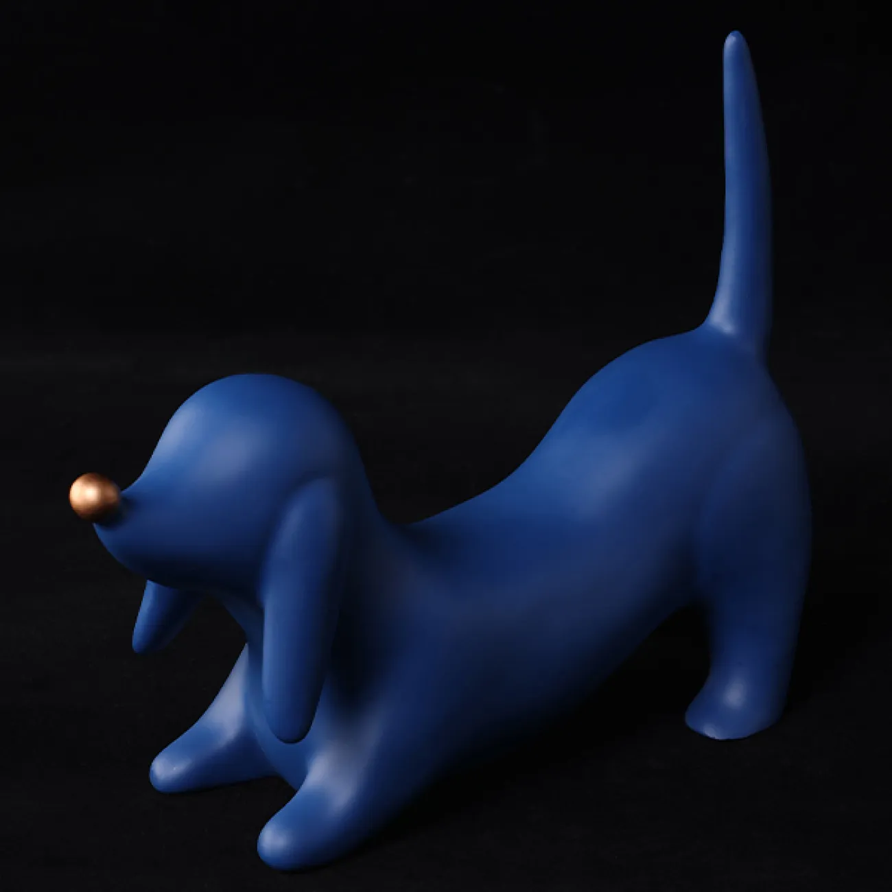 Оригинальная статуэтка "Бигль" от Qiekoo из смолы SK39697-32