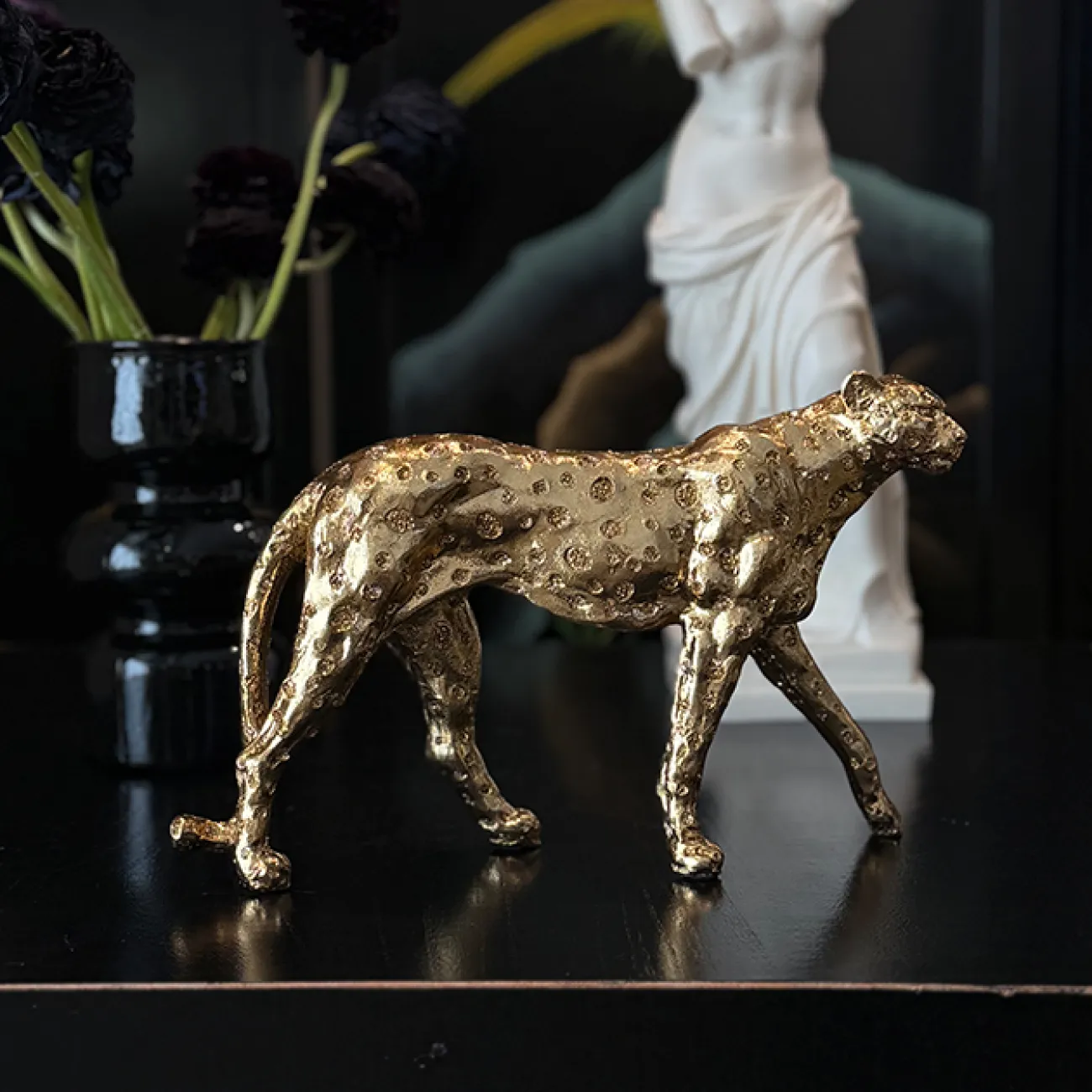 Грациозная статуэтка "Золотой гепард" от Qiekoo из смолы SK39698-32 Грациозная статуэтка "Золотой гепард" от Qiekoo из смолы SK39698-32