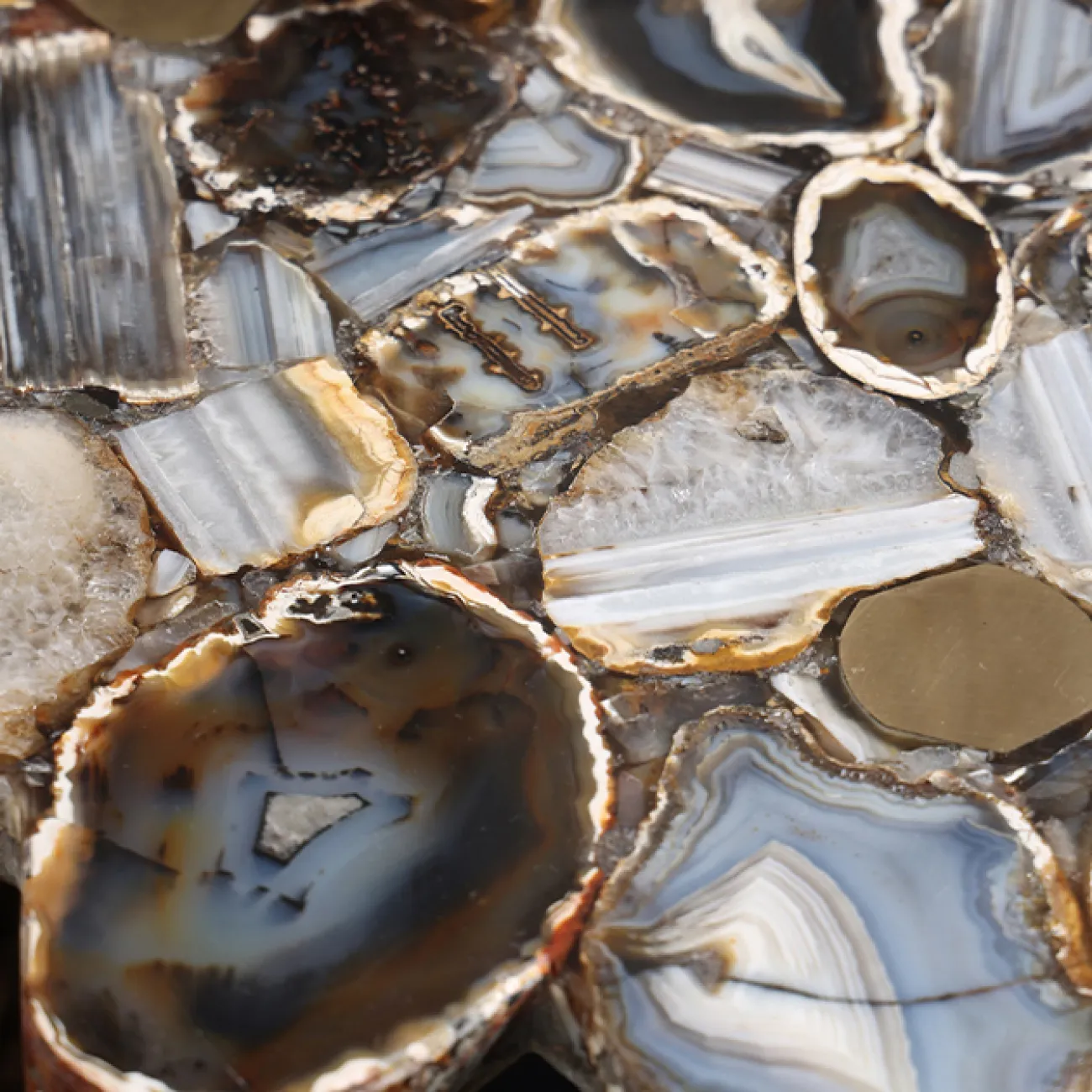 Роскошный журнальный столик Qiekoo из агата JS39699-32 Роскошный журнальный столик Qiekoo из агата JS39699-32