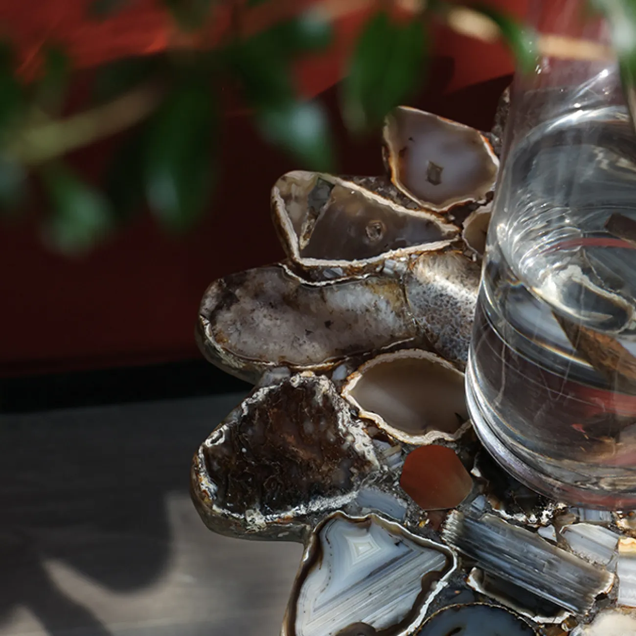 Роскошный журнальный столик Qiekoo из агата JS39699-32 Роскошный журнальный столик Qiekoo из агата JS39699-32