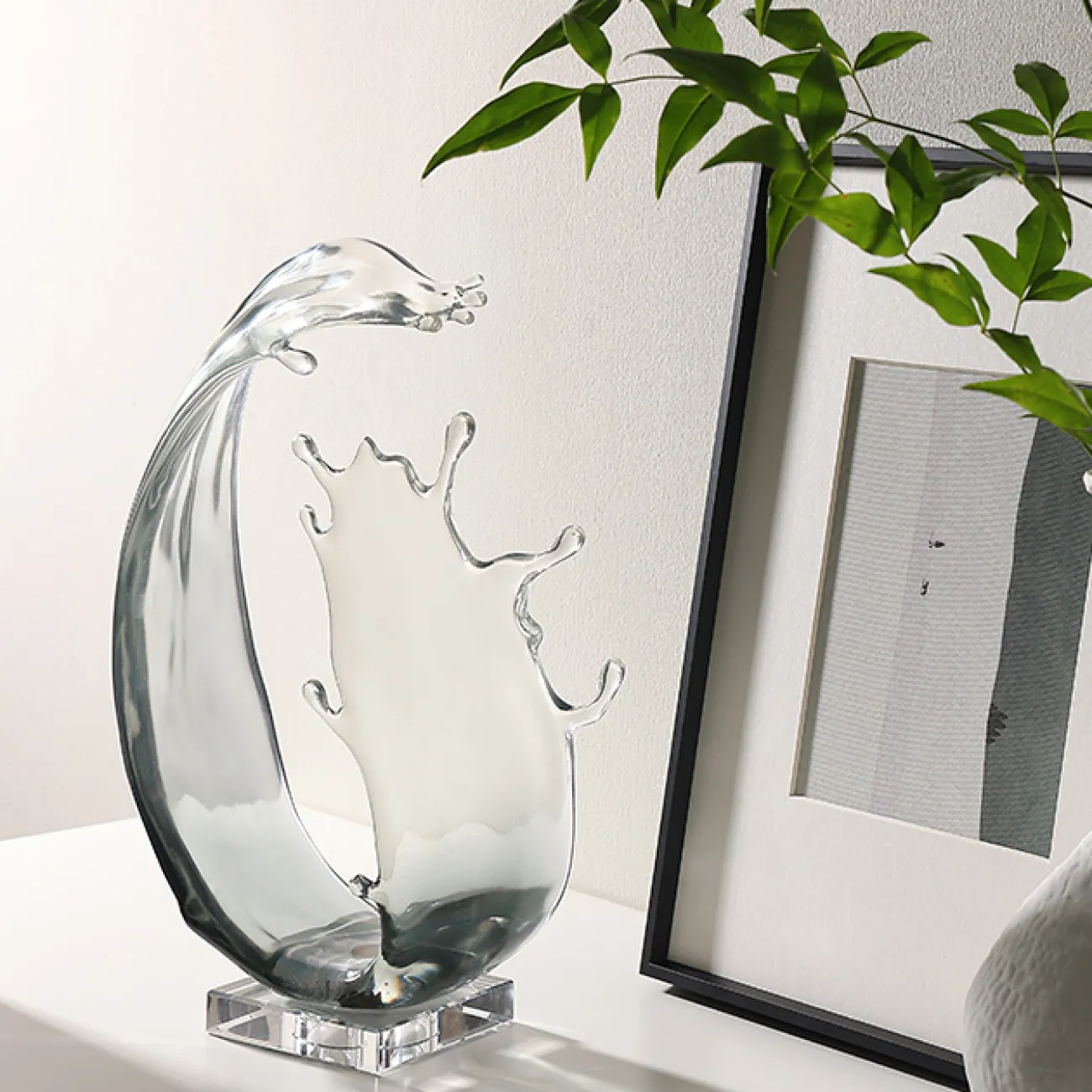 Оригинальная статуэтка "Волна" от Qiekoo из смолы ST39700-32