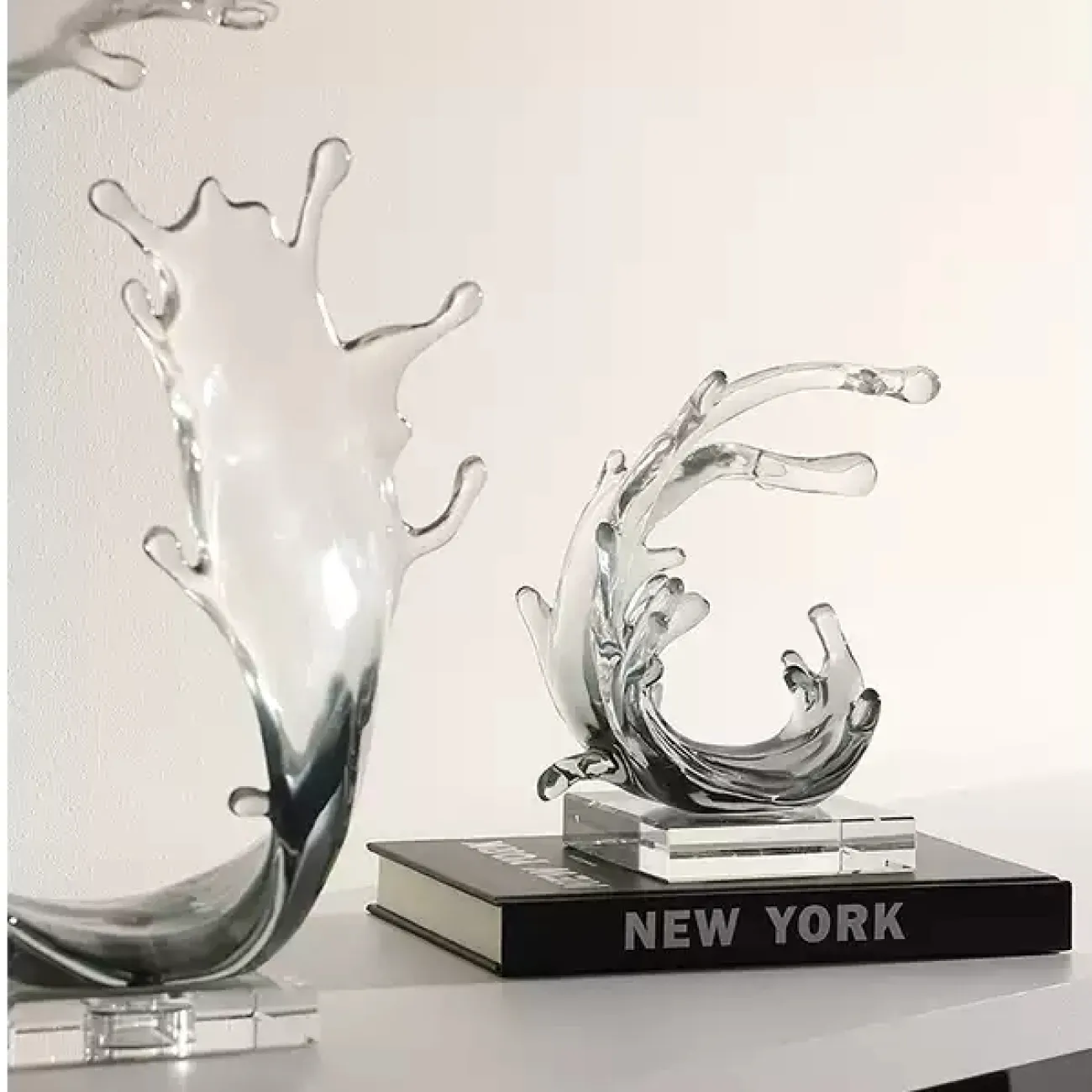 Оригинальная статуэтка "Волна" от Qiekoo из смолы ST39700-32