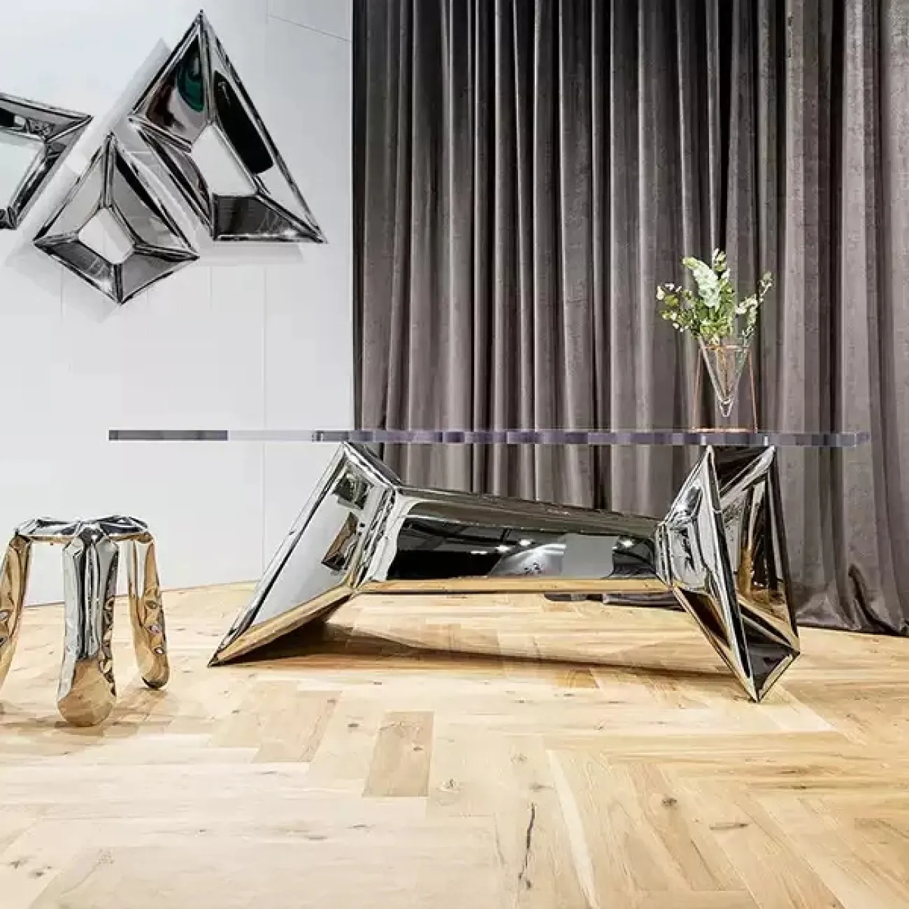 Большой обеденный стол Mozuo из стали, акрила и травертина OS39703-32