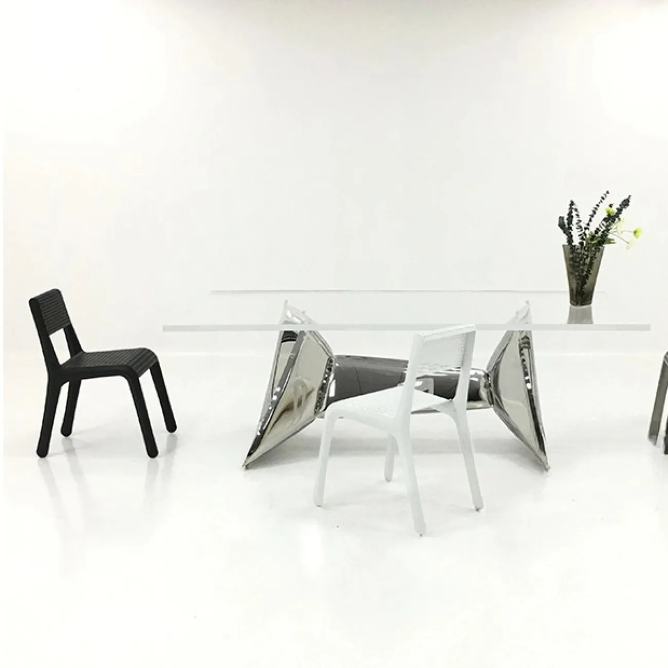 Большой обеденный стол Mozuo из стали, акрила и травертина OS39703-32