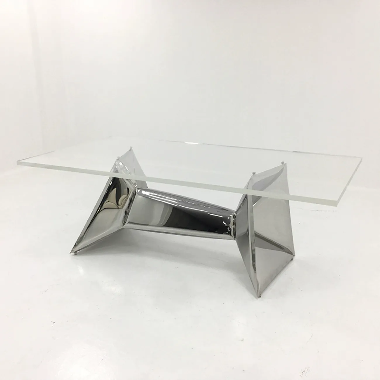 Большой обеденный стол Mozuo из стали, акрила и травертина OS39703-32