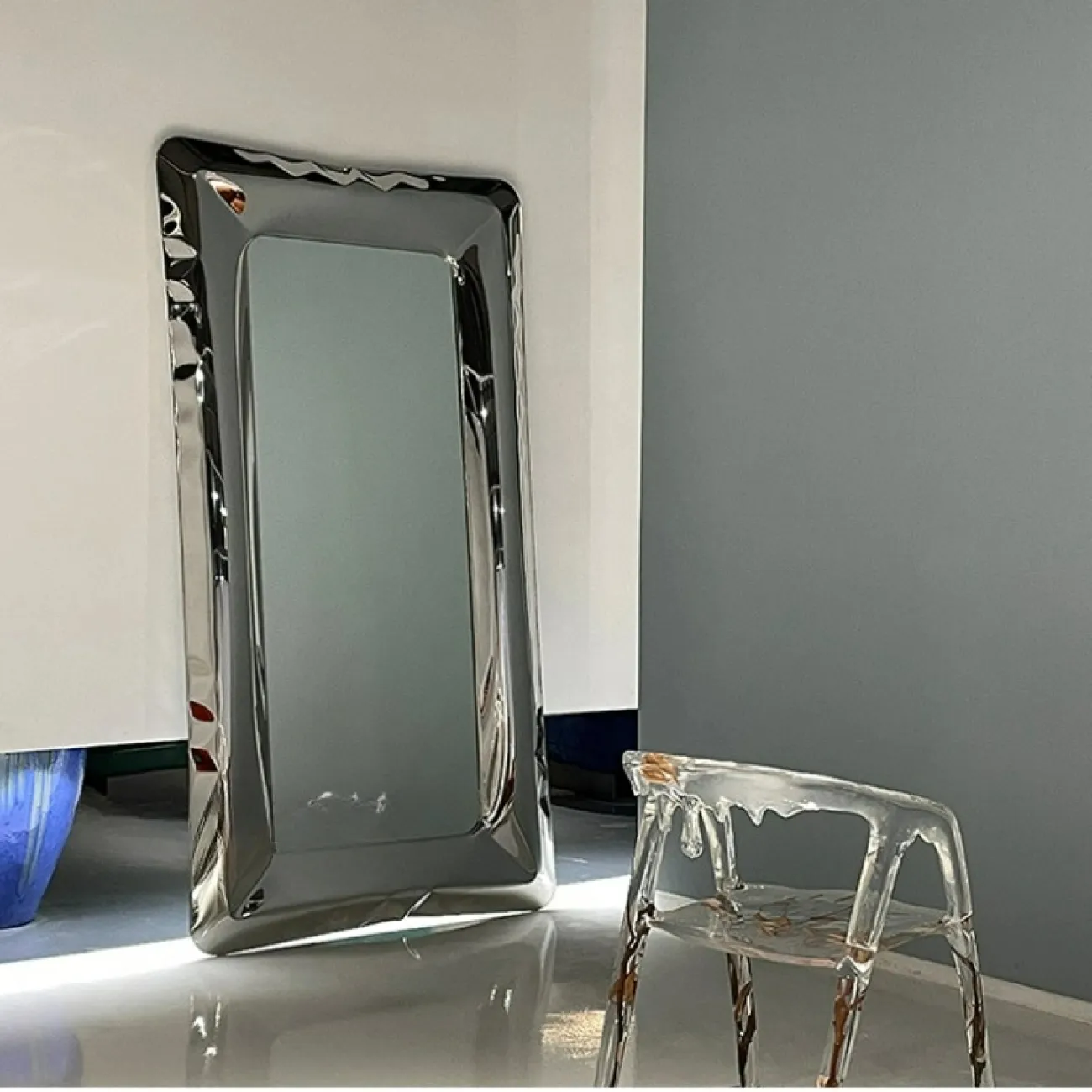 Роскошное зеркало Mozuo из нержавеющей стали ZK39704-32 Роскошное зеркало Mozuo из нержавеющей стали ZK39704-32