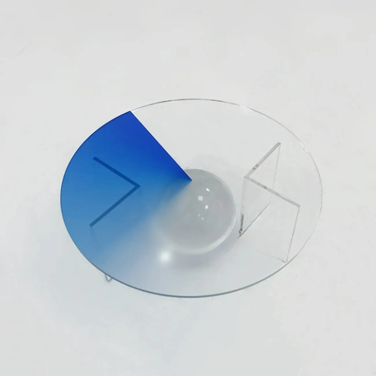 Элегантный журнальный столик Mozuo из пластмассы с хрустальным шаром JS39705-32 Элегантный журнальный столик Mozuo из пластмассы с хрустальным шаром JS39705-32