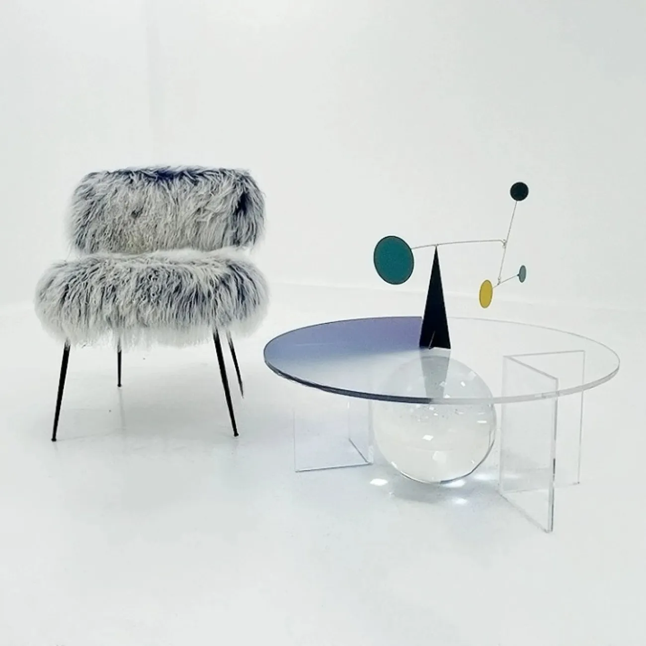 Элегантный журнальный столик Mozuo из пластмассы с хрустальным шаром JS39705-32 Элегантный журнальный столик Mozuo из пластмассы с хрустальным шаром JS39705-32