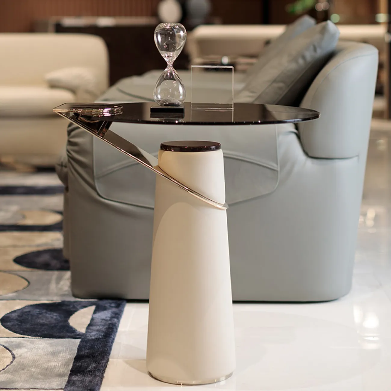 Элегантный журнальный столик Mozuo из стали и стекла JS39717-32