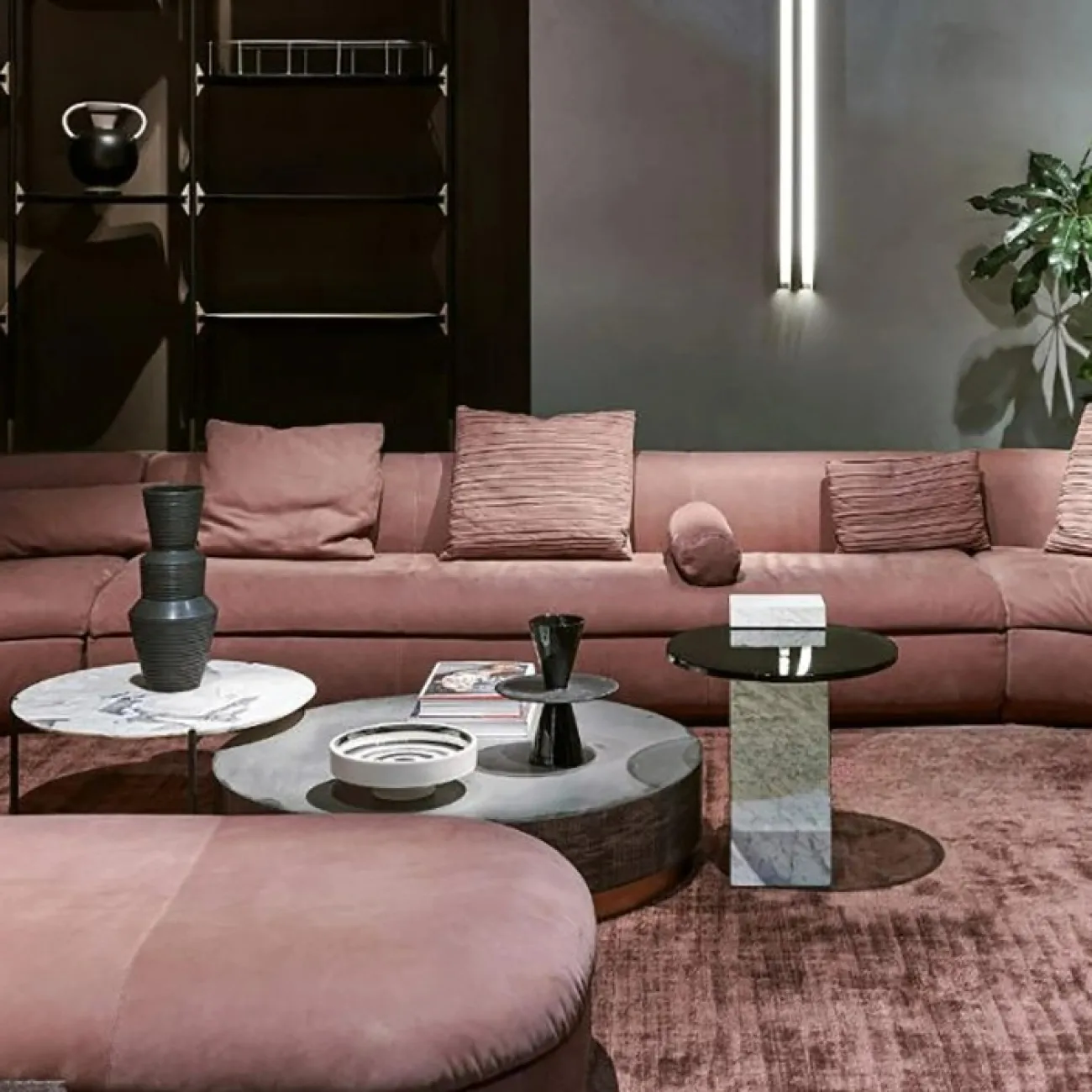 Роскошный журнальный столик Mozuo из мрамора и стекла JS39719-32 Роскошный журнальный столик Mozuo из мрамора и стекла JS39719-32