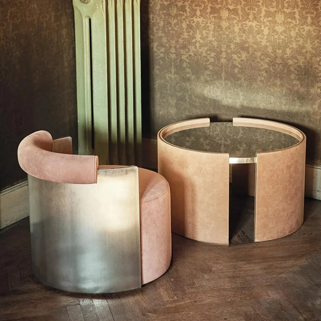 Стильное кресло Mozuo от LaLume из металла и дерева KR39721-32